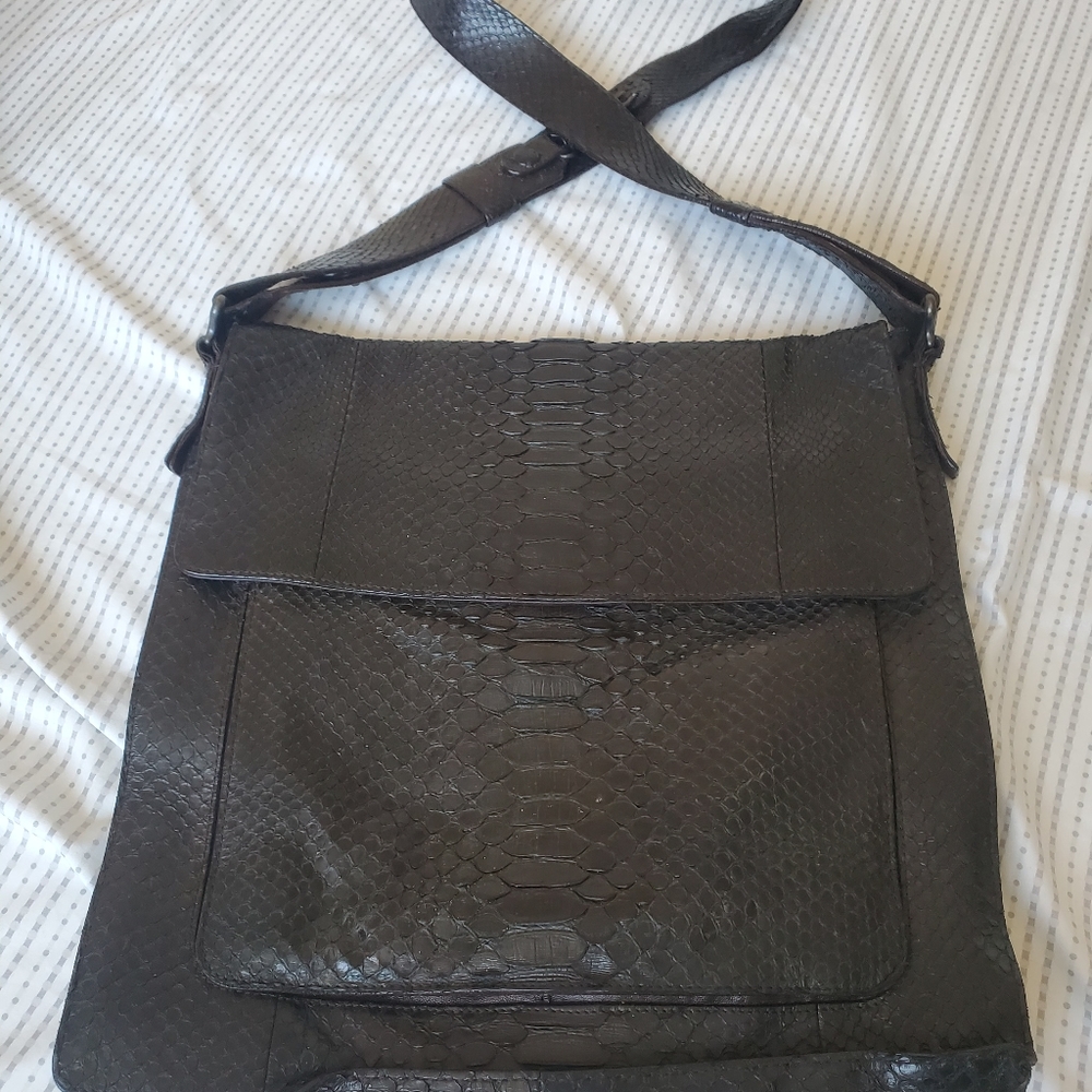 AUTHENTIC Bottega Veneta Crocodile leather bag